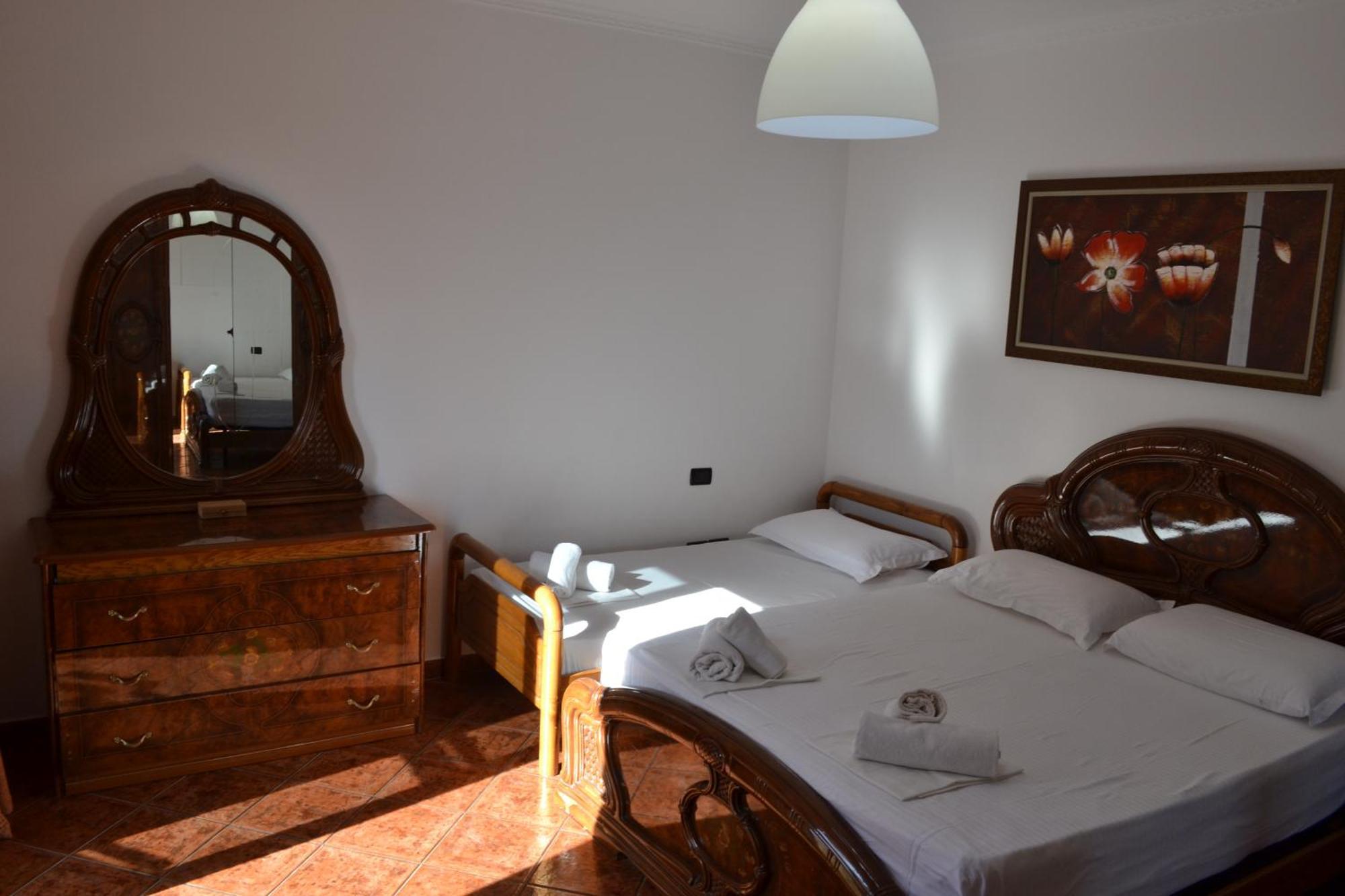 Central 5 Bedrooms Apartment Partial Seaview Vlorë Εξωτερικό φωτογραφία